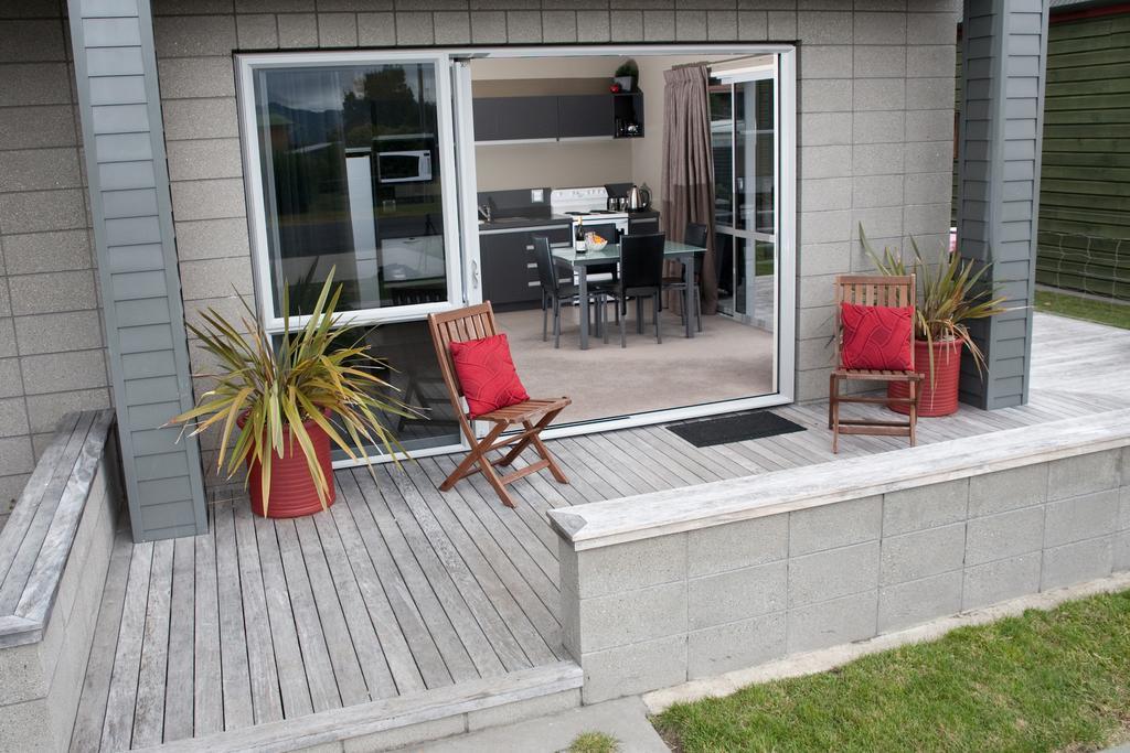 Bay Breeze Accommodation Cooks Beach Exteriér fotografie